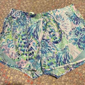 Lilly Pulitzer UPF 50+ Luxletic 4" backcourt Short